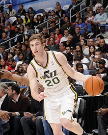 强悍的防守 强悍的防守